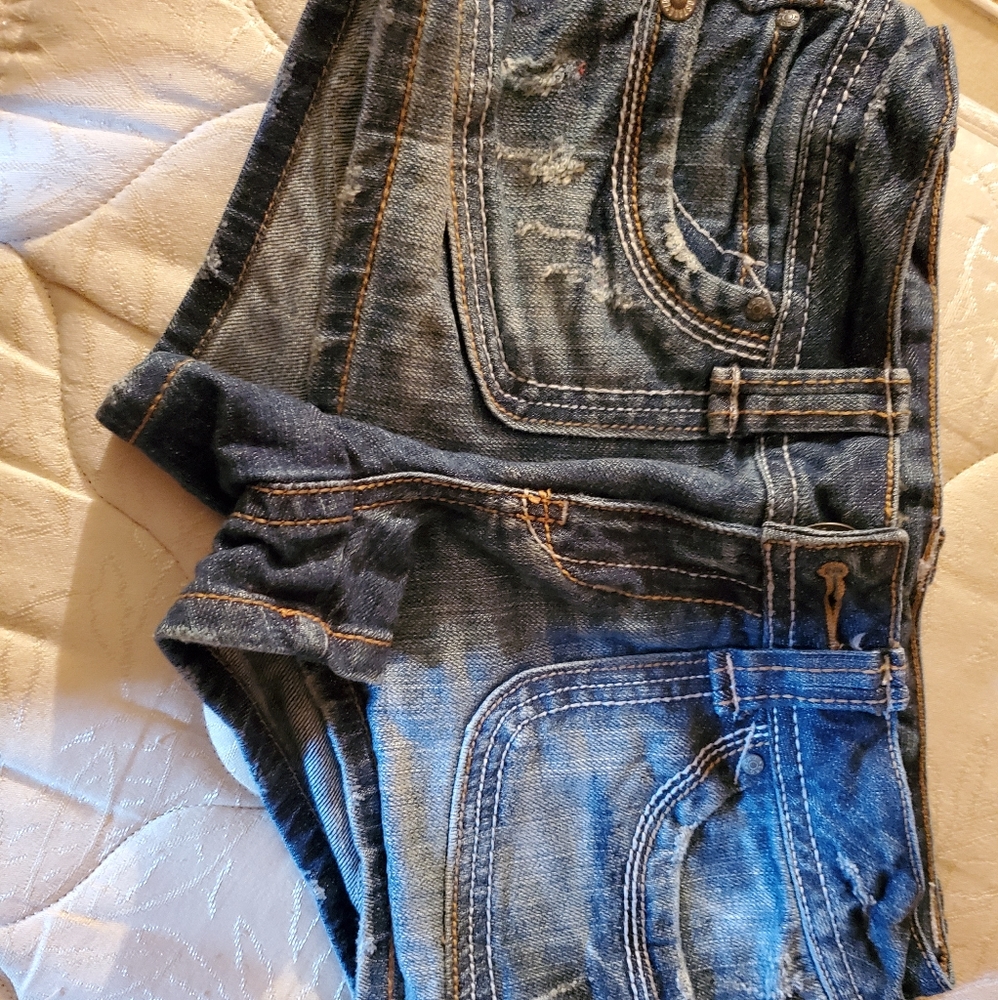Shorts - Picture 2 of 2